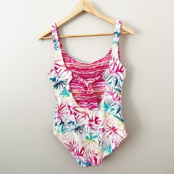 DSF | Rainbow Fronds Reversible One-Piece Swimsuit Paradise Coral Pink | Large - Picture 10 of 10